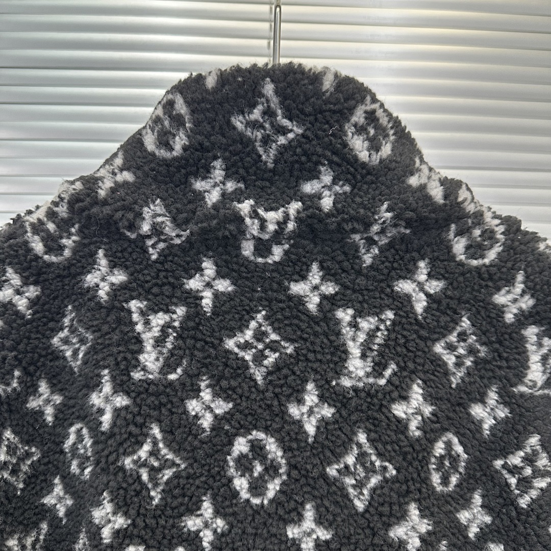 Louis Vuitton Monogram Fleece Jacket Price: - Image 12