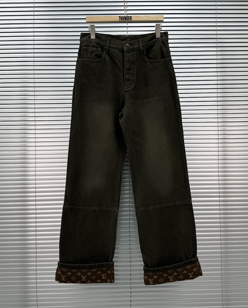Unbranded 1/V Price:
