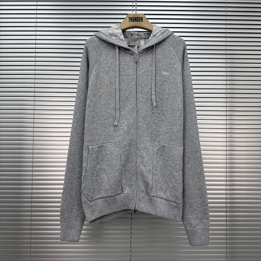 Unbranded D/IO Price: