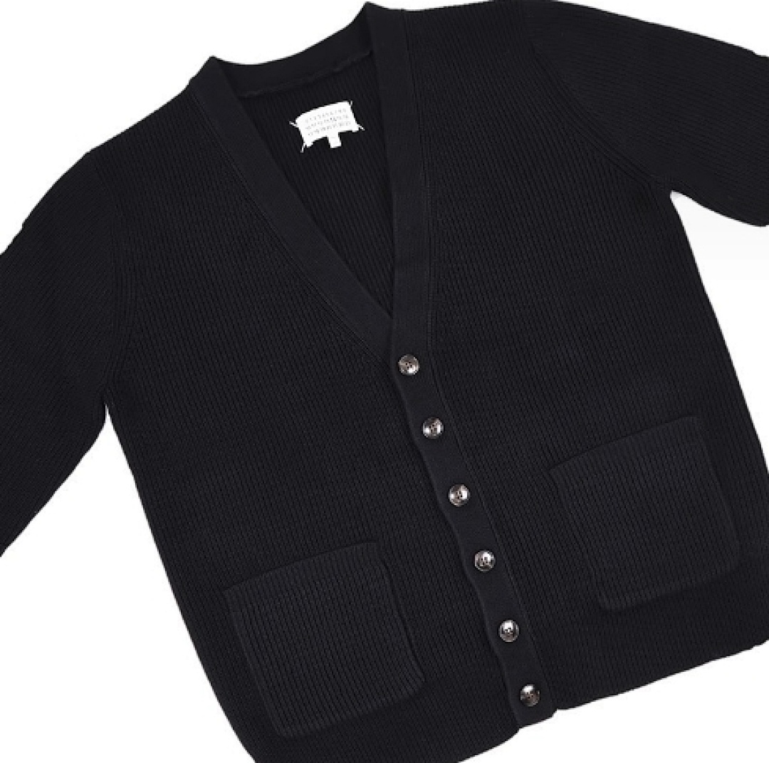 Maison Margiela Wind Black Buckle V Collar Fleece Mens Womens P189 Yuan - Image 9
