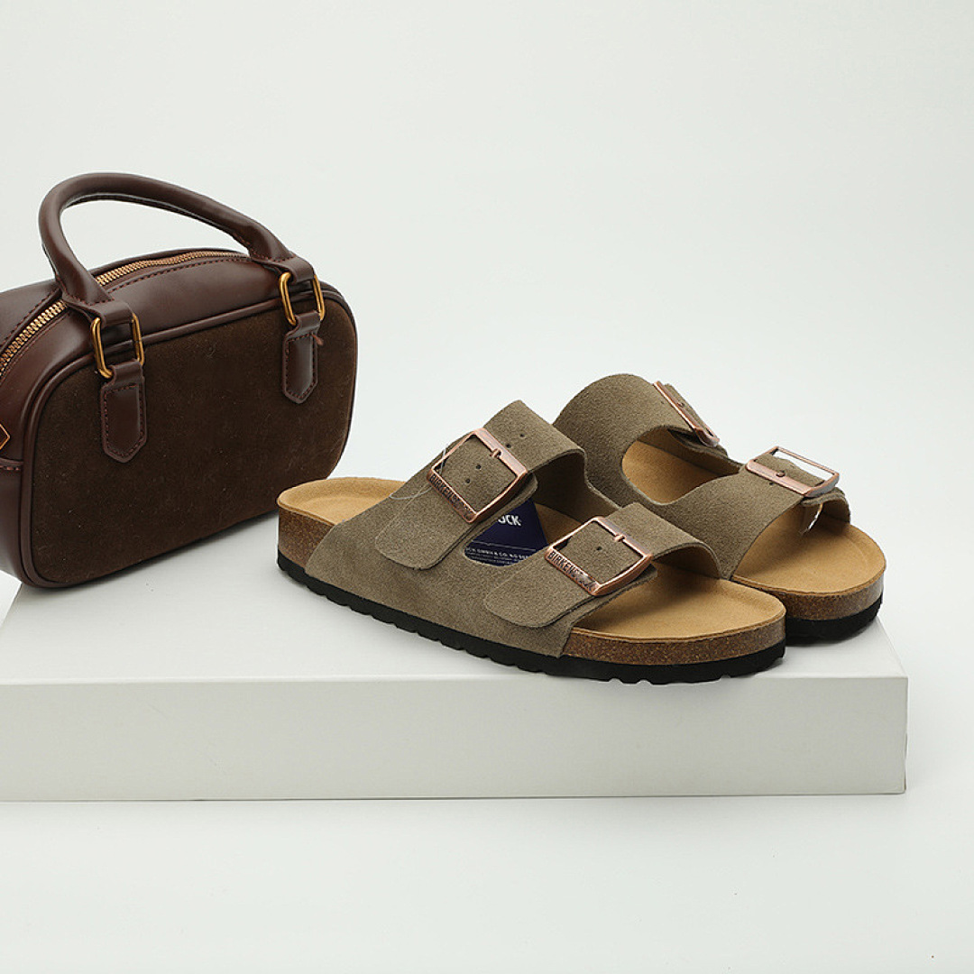 Other Thick Sole Leather Half Slides P 159 Yuan