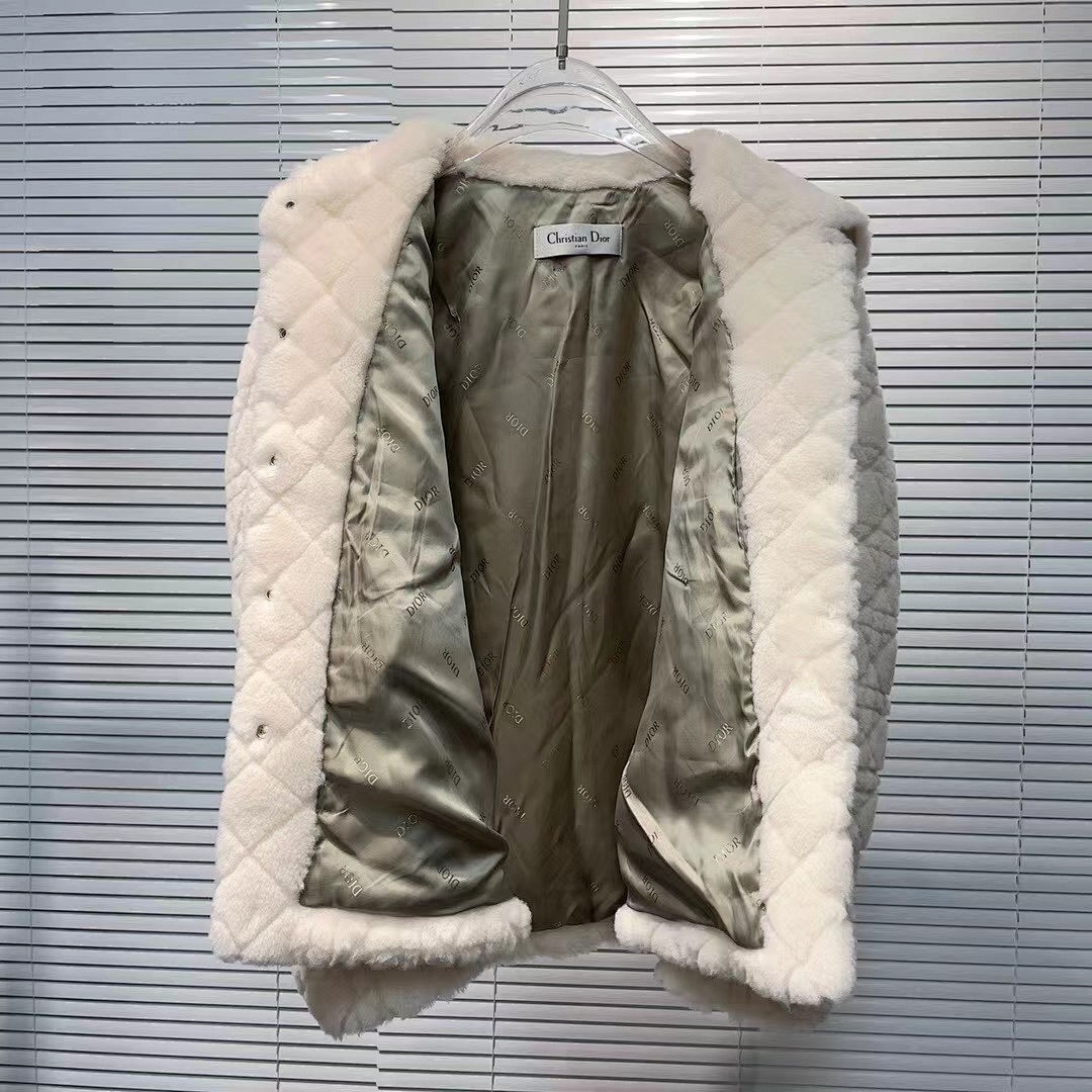 Dior Other - Image 10