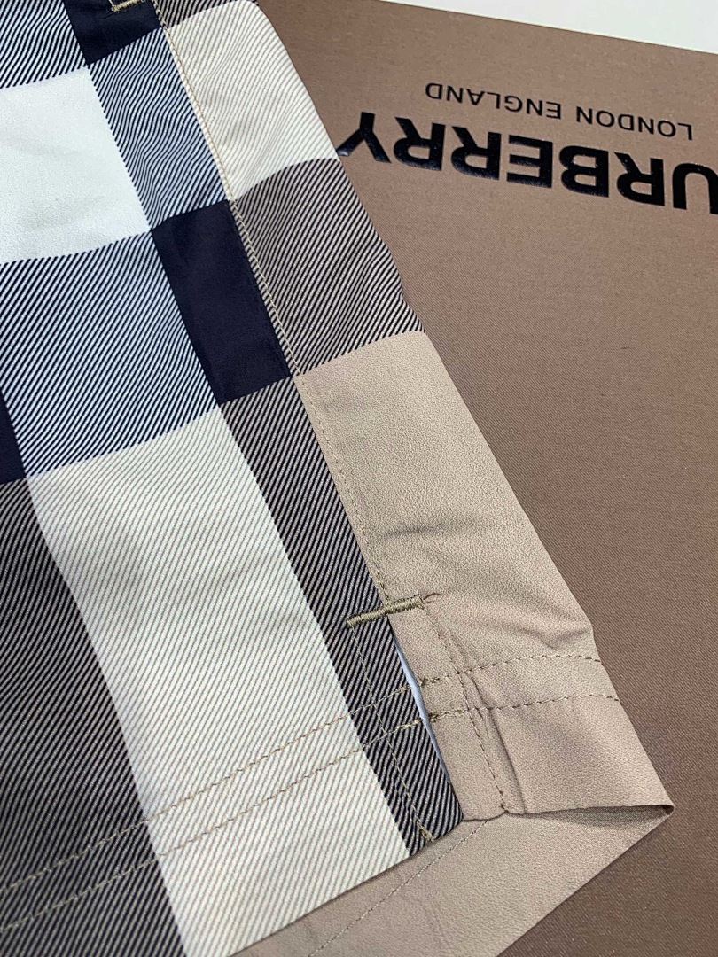 Burberry Yuan - Image 4