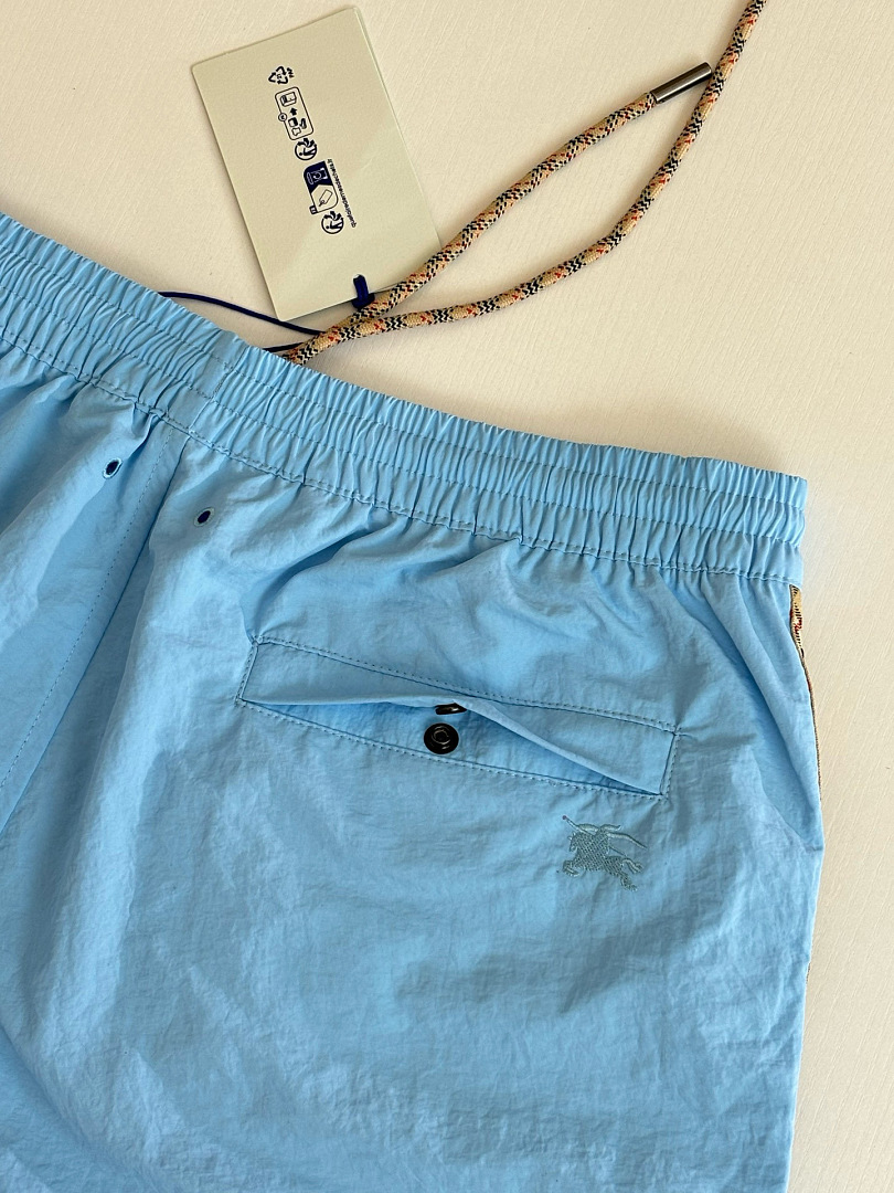 Burberry 31912-31L - Image 27
