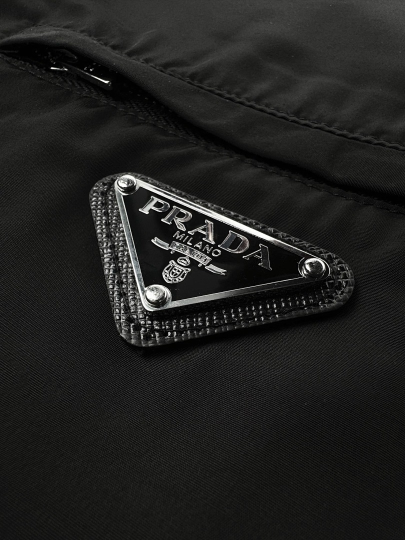 Prada Prada - Image 10