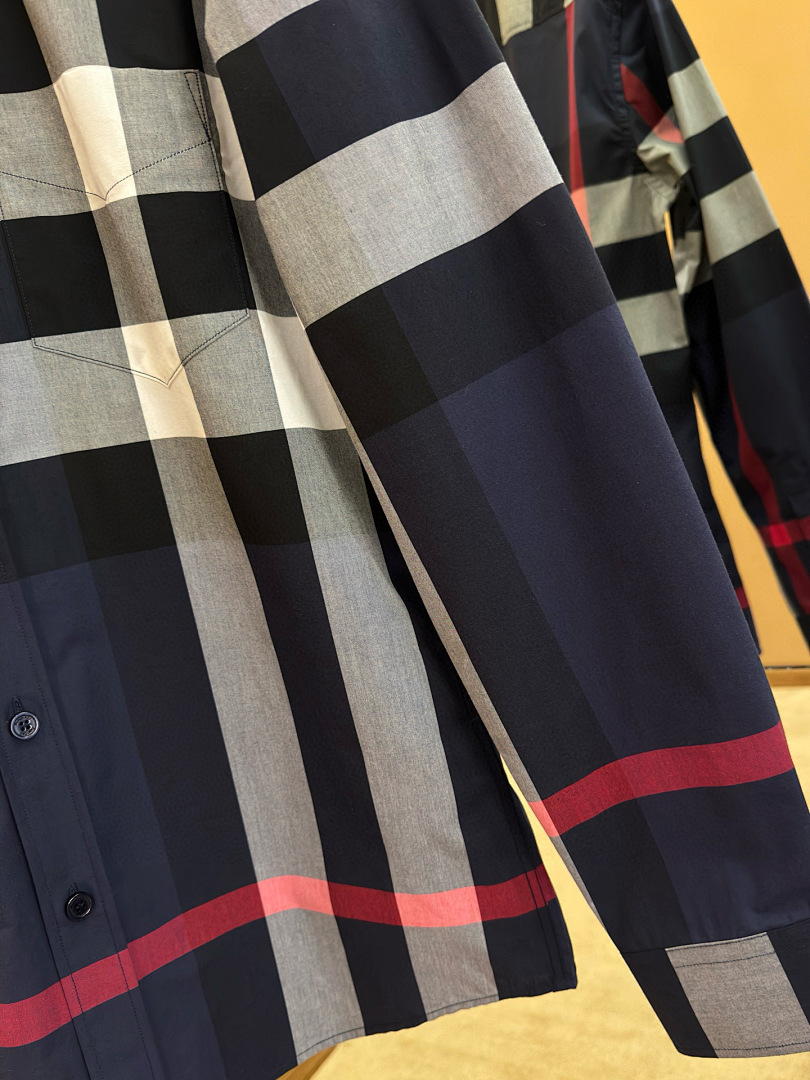 Burberry L68B073-65L - Image 6