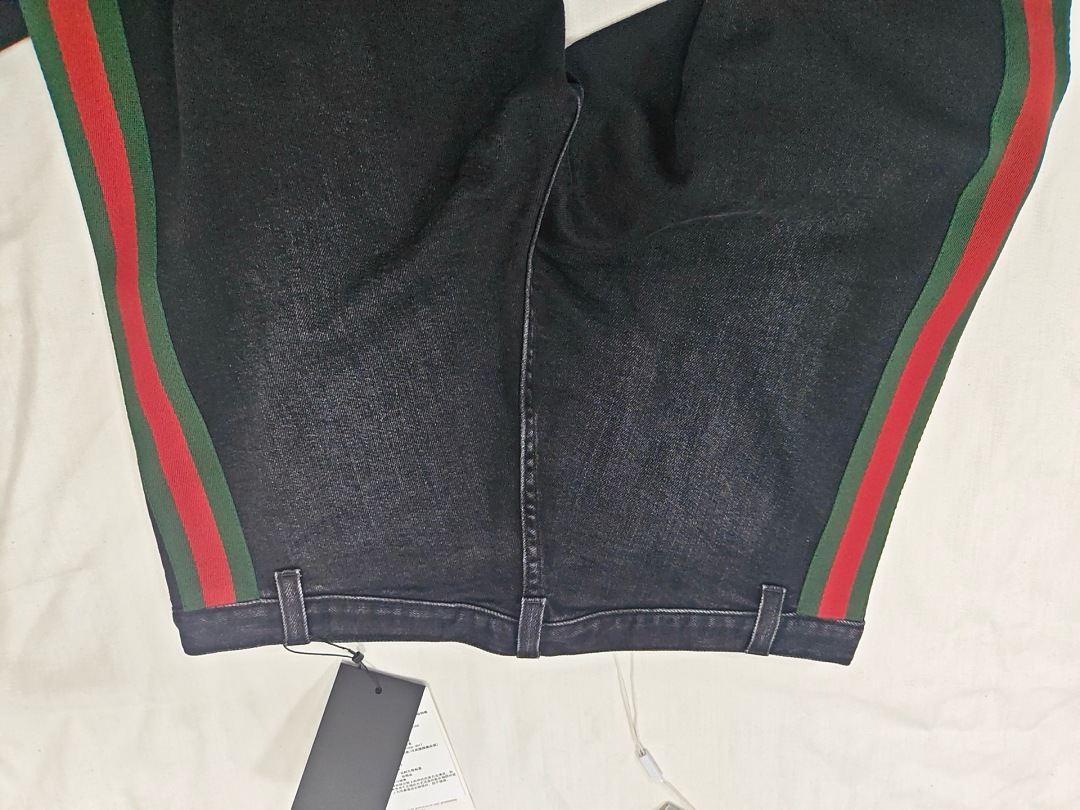 Gucci 603-64L - Image 18