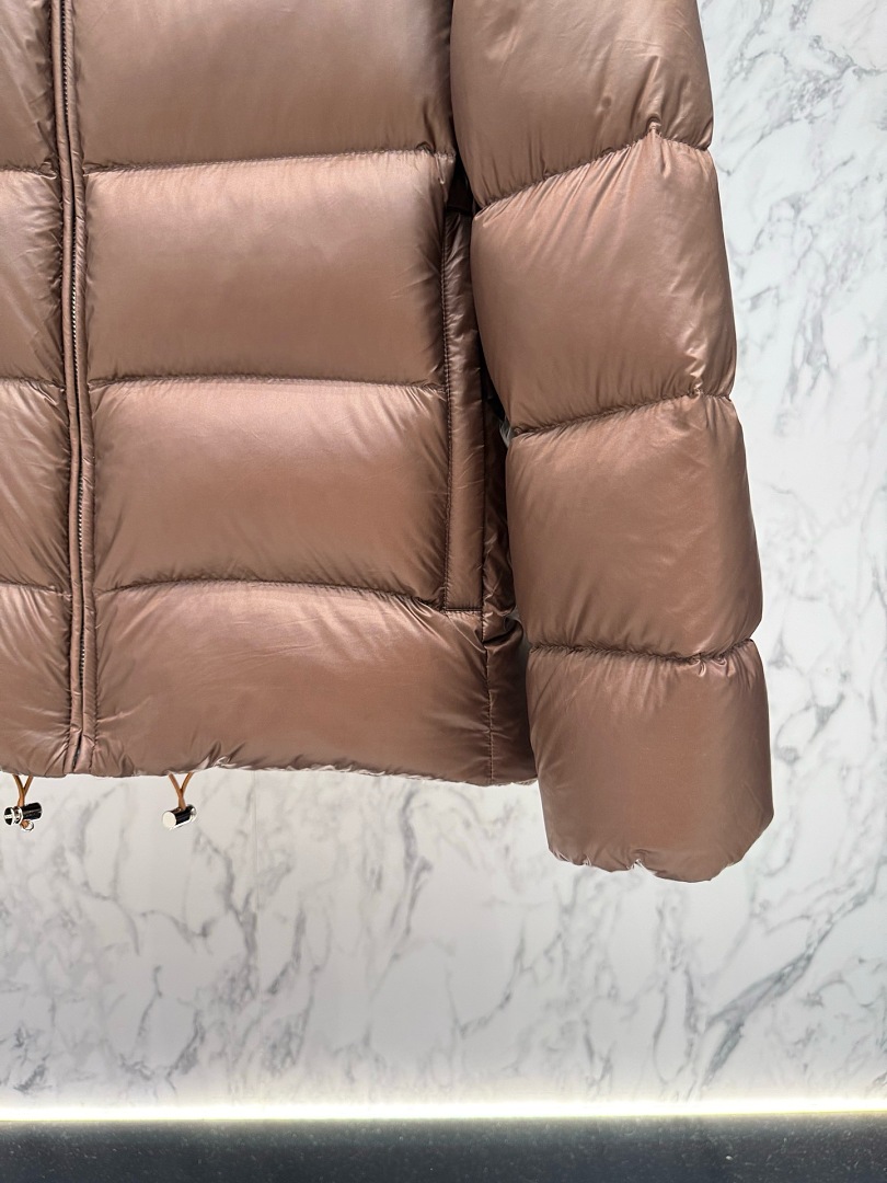 Prada 323-86L - Image 24