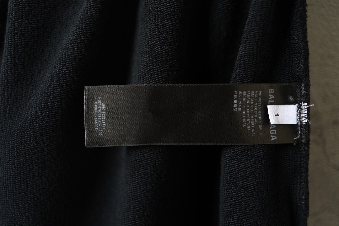 Balenciaga 5A043-25L - Image 9