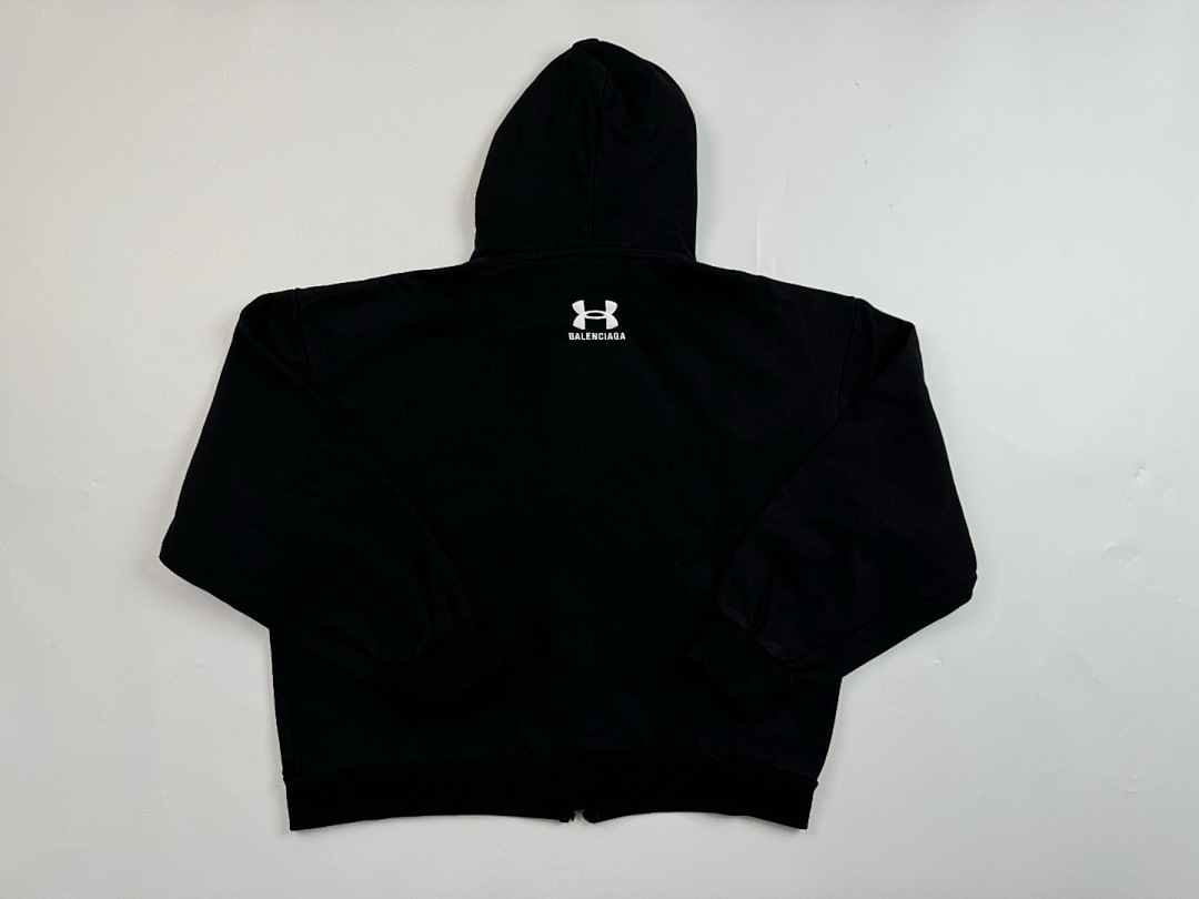 Balenciaga Half - Image 10