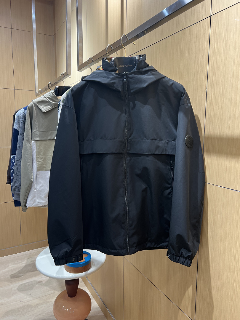 Burberry 5151−8L - Image 33