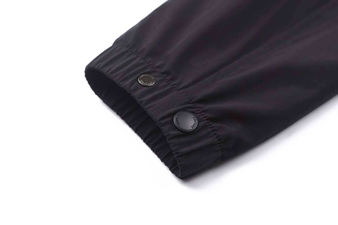 Burberry 52122−51L - Image 13