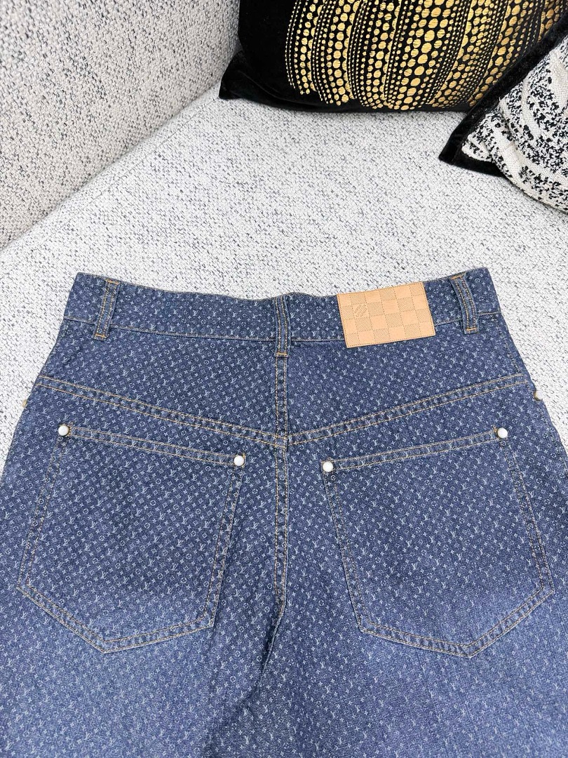 Unbranded Short:249 311-38L - Image 3