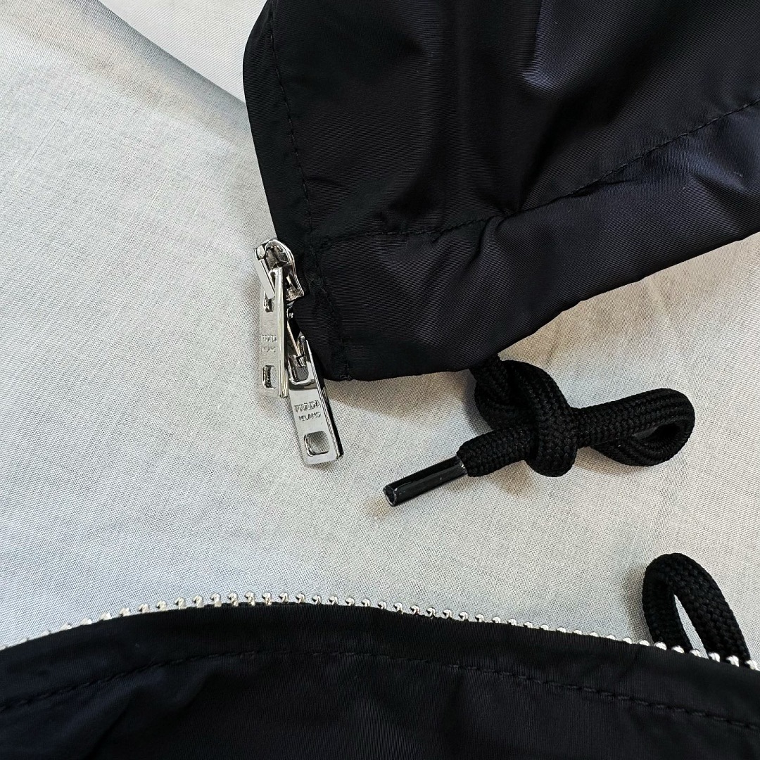Prada 6C982-60L - Image 23