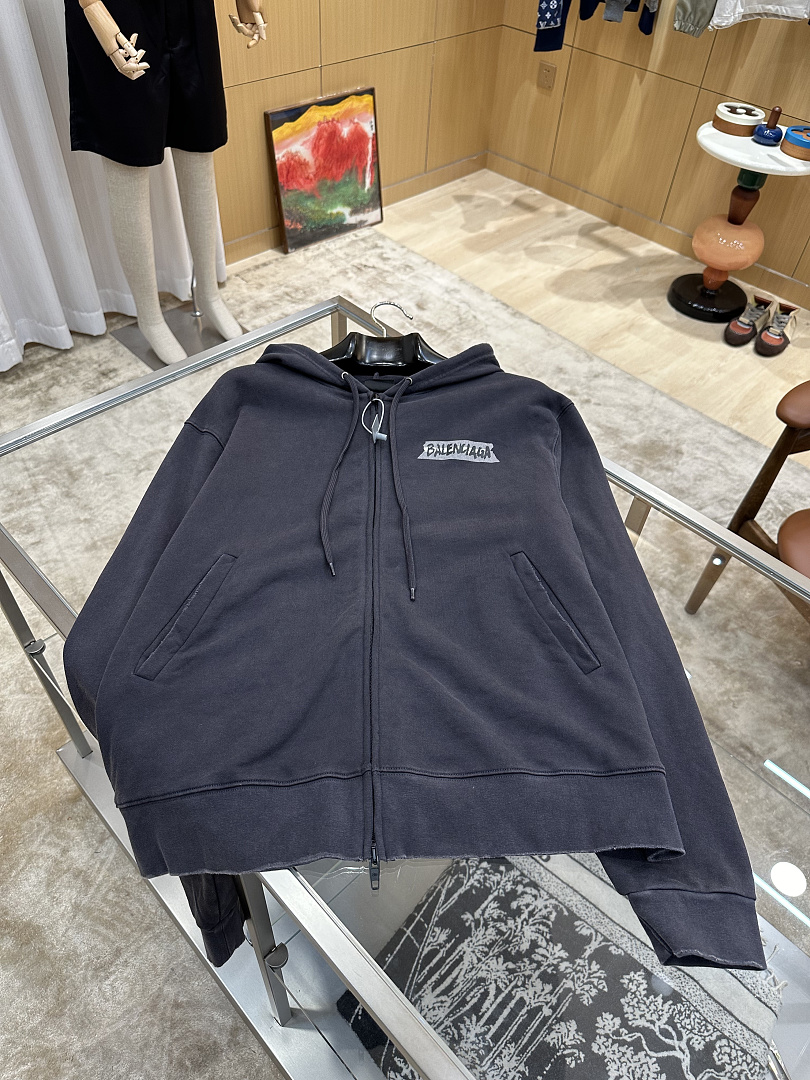 Balenciaga 52008−51L - Image 4