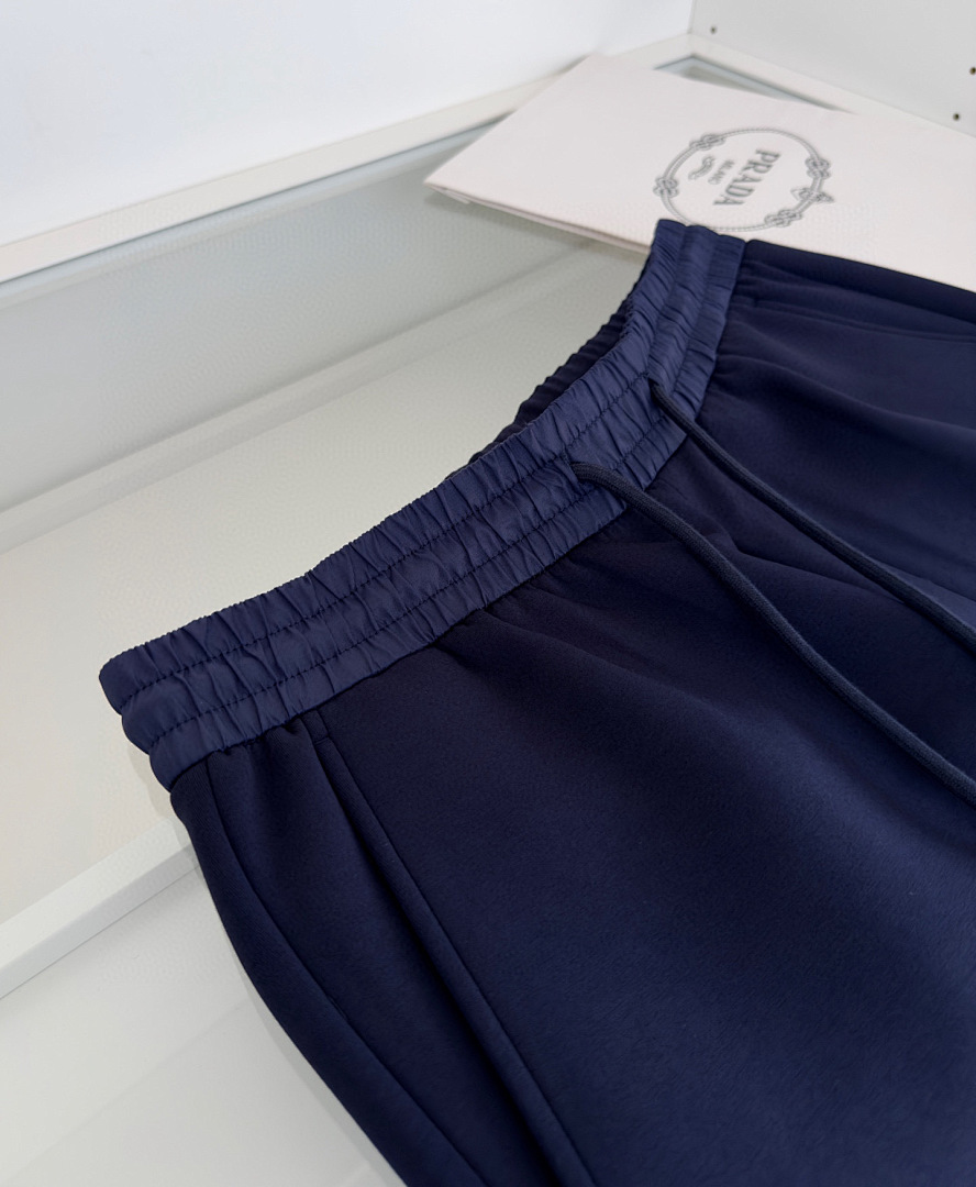 Prada Pant: 299. 57118−32L - Image 21