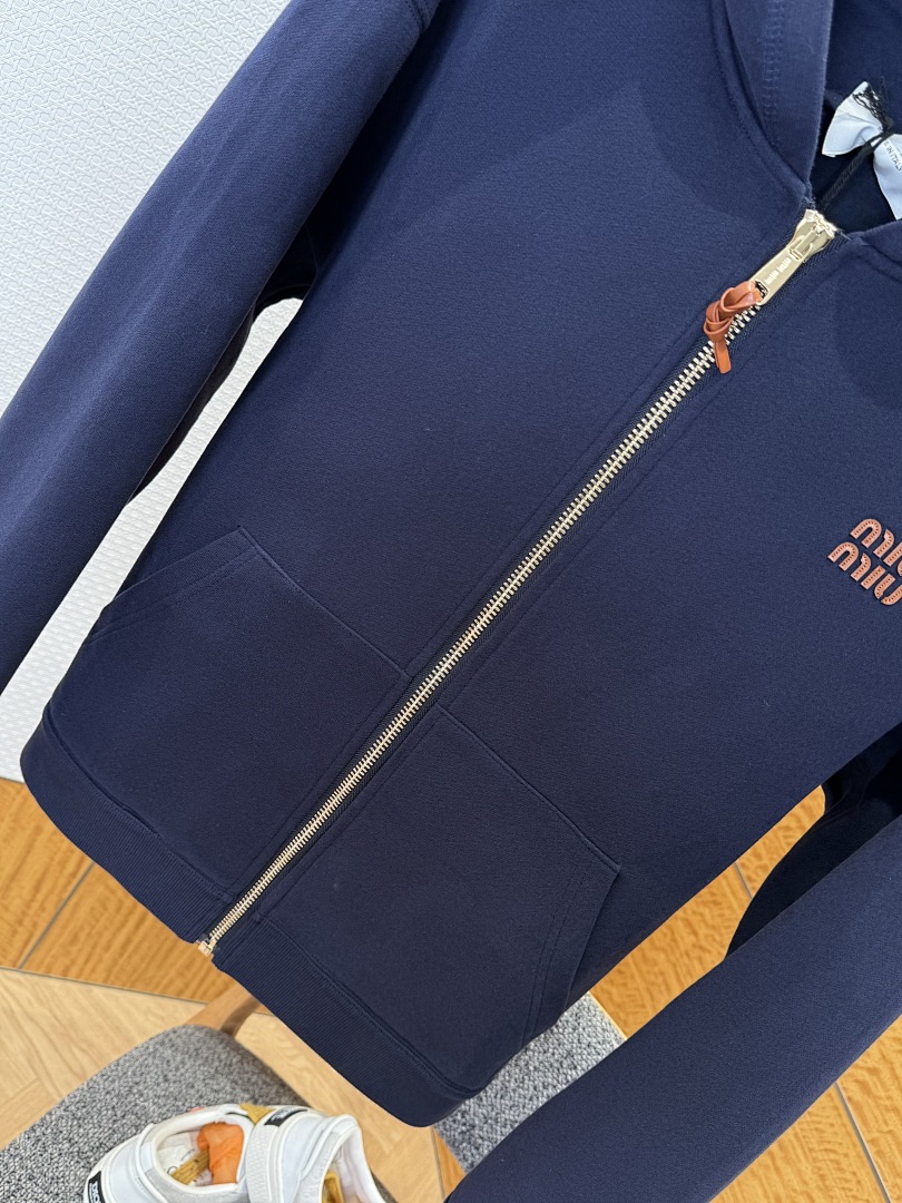 Miu Miu 6332-69L - Image 10