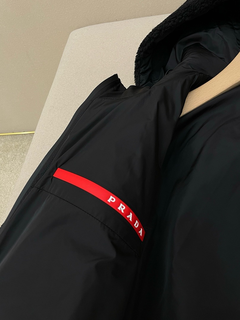Prada WT7915-8L - Image 20