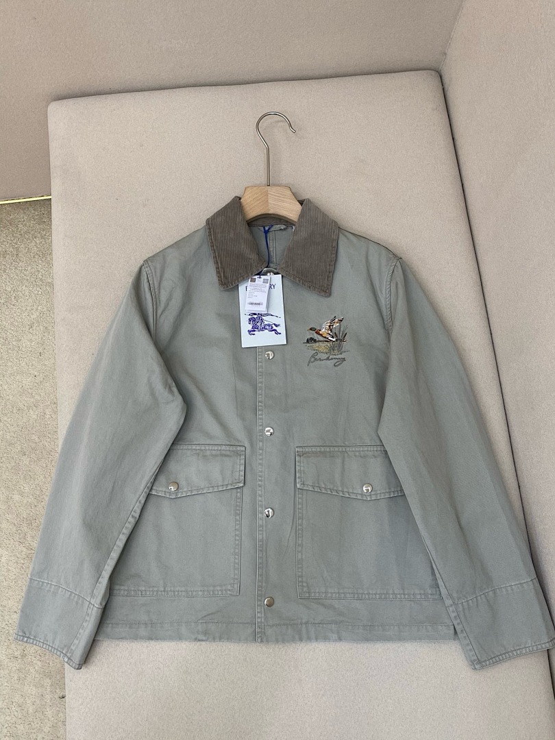 Burberry 37358-8L - Image 6