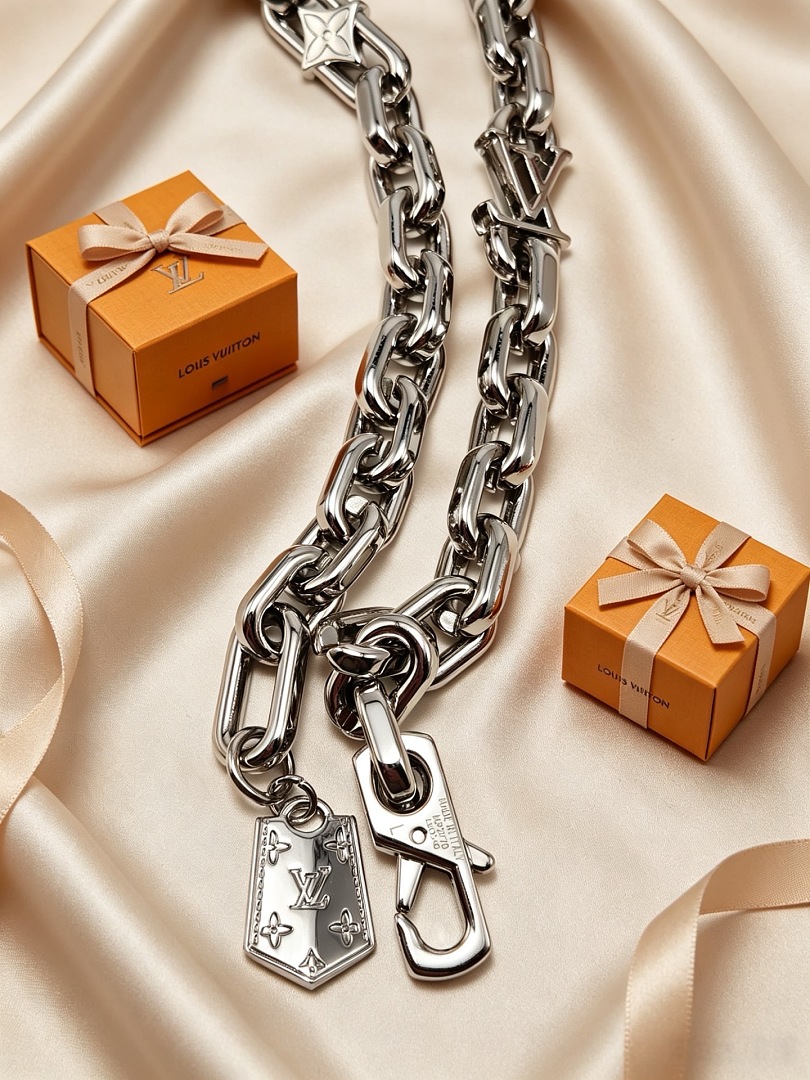 Unbranded Necklace Price:209 Bracelet 636-1L - Image 12