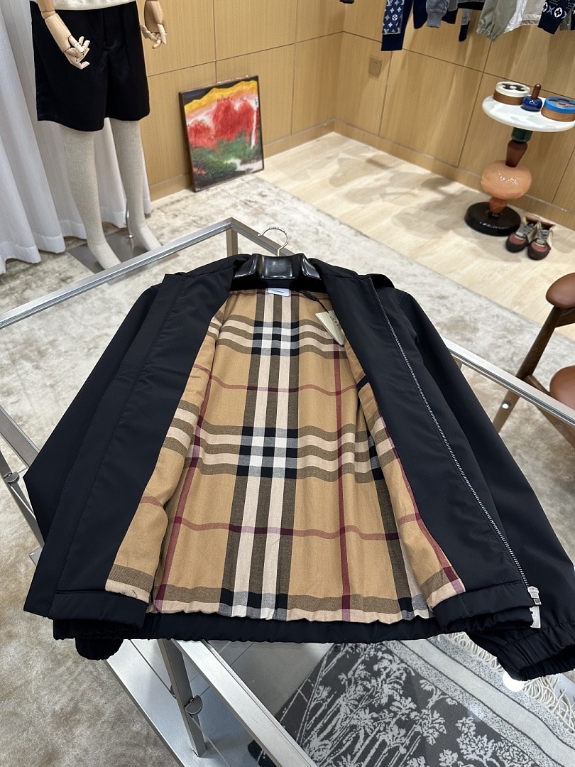 Burberry 5133−8L - Image 21