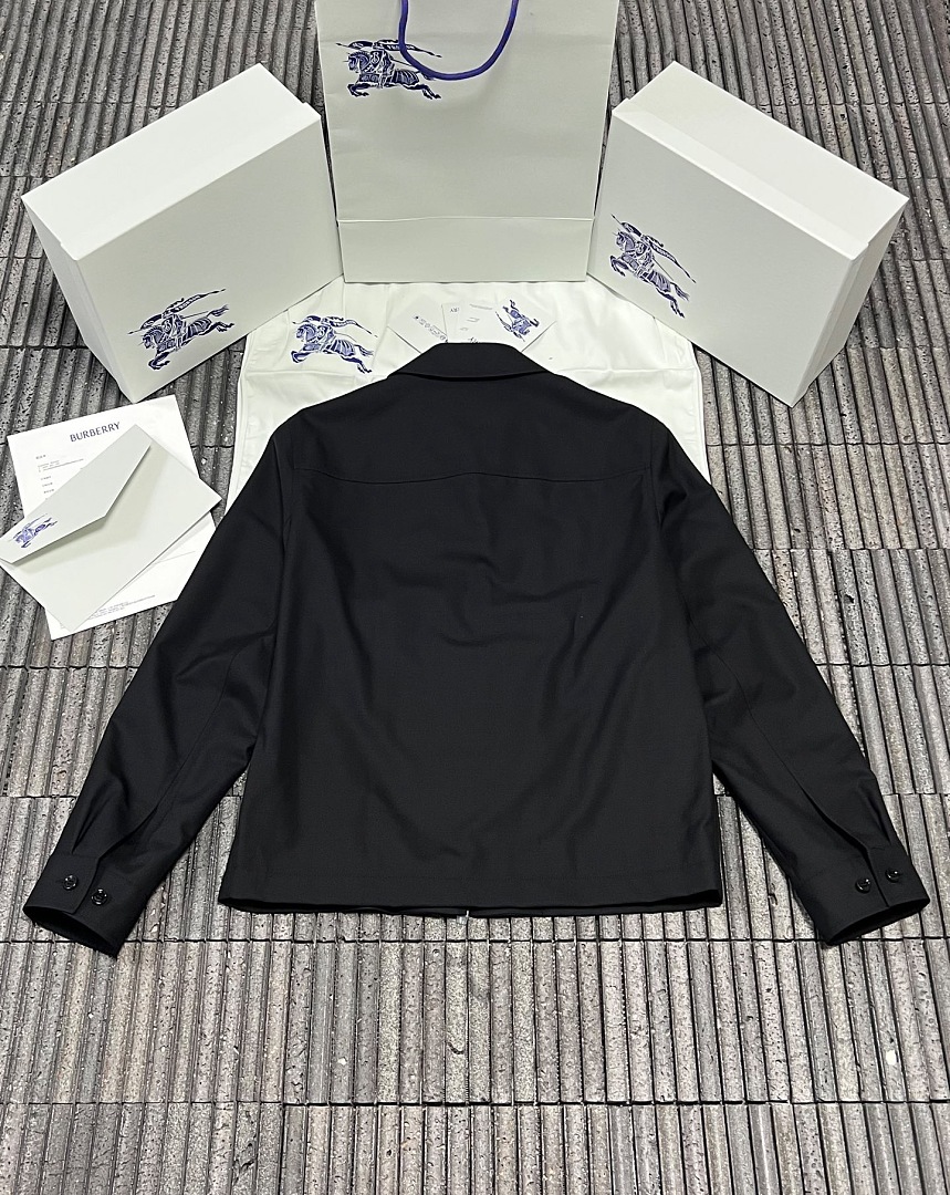 Burberry 526293−51L - Image 6