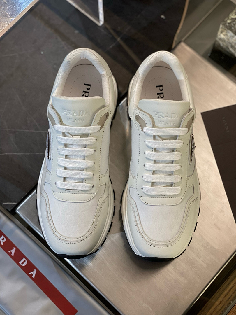 Prada 533552−33L - Image 17