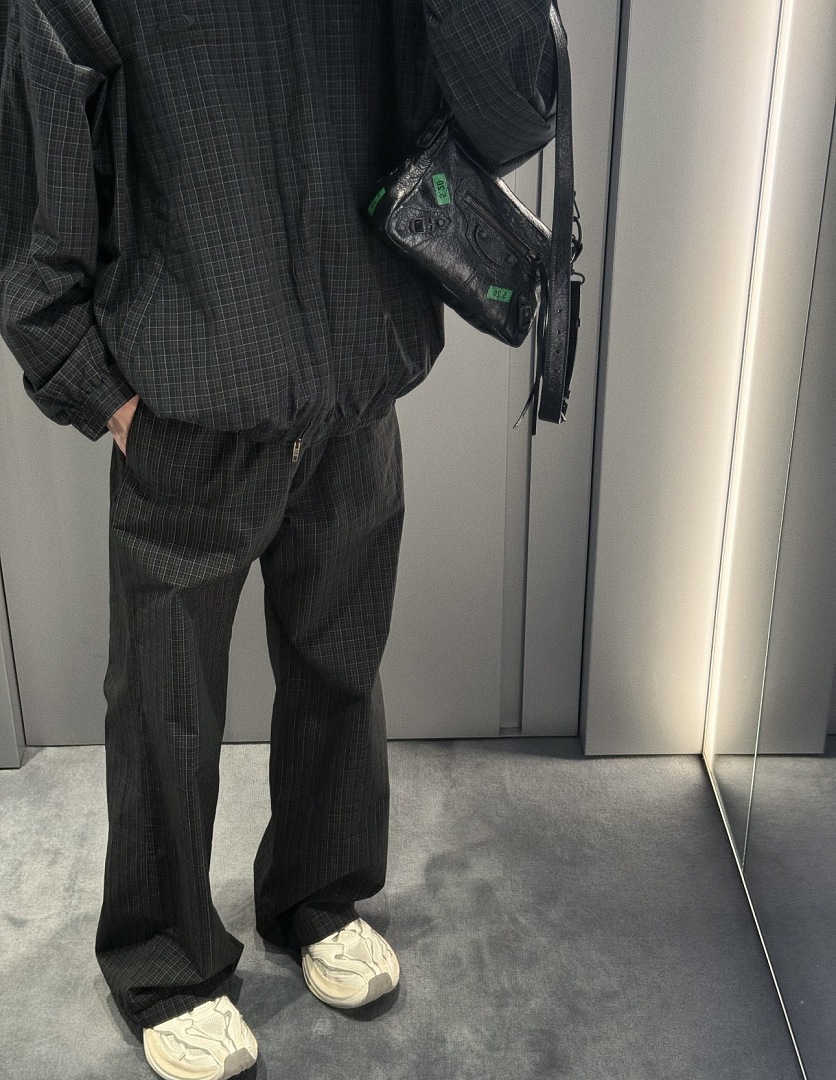 Balenciaga 3103-41L - Image 3
