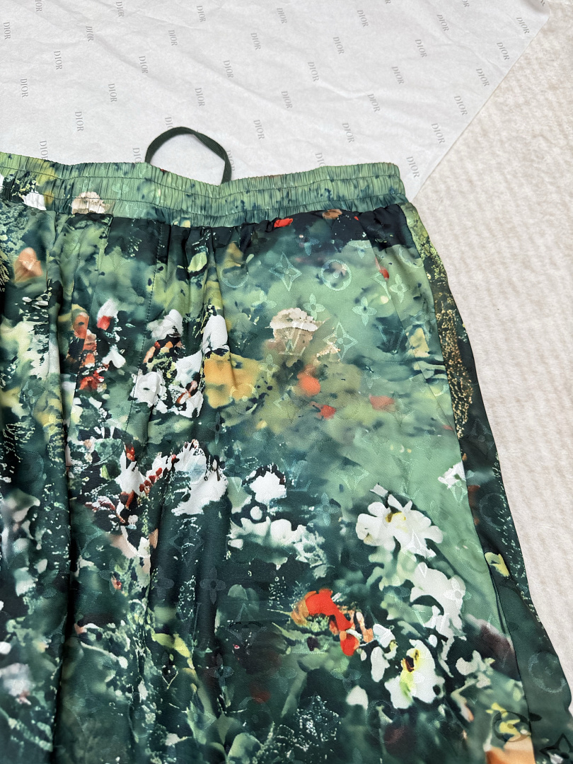 Unbranded Short:249 3011-16L - Image 10