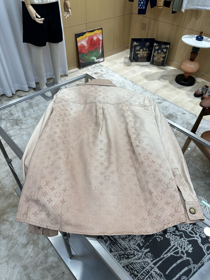Unbranded Price:Jacket: 289 Pants: 269 529−8L - Image 24