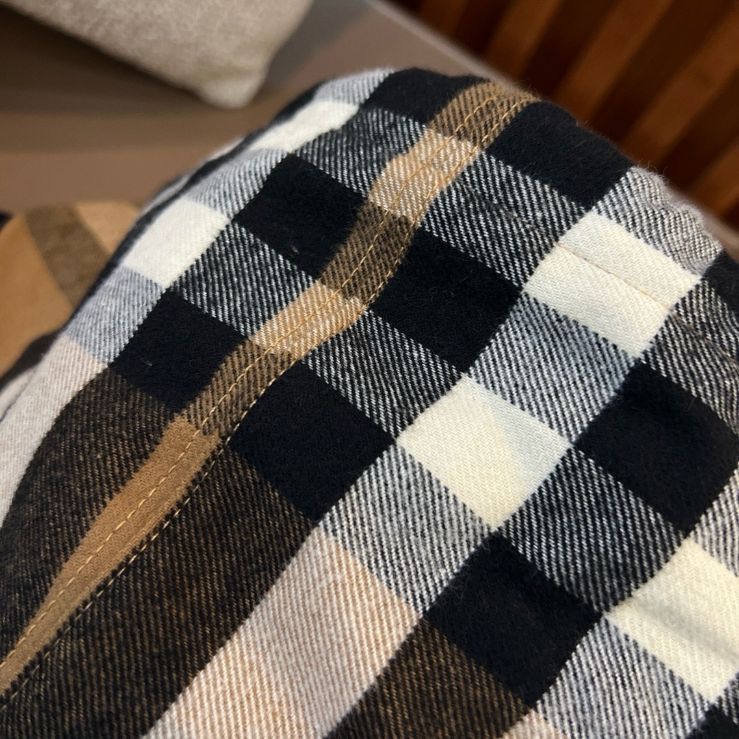 Burberry 6B013-65L - Image 19