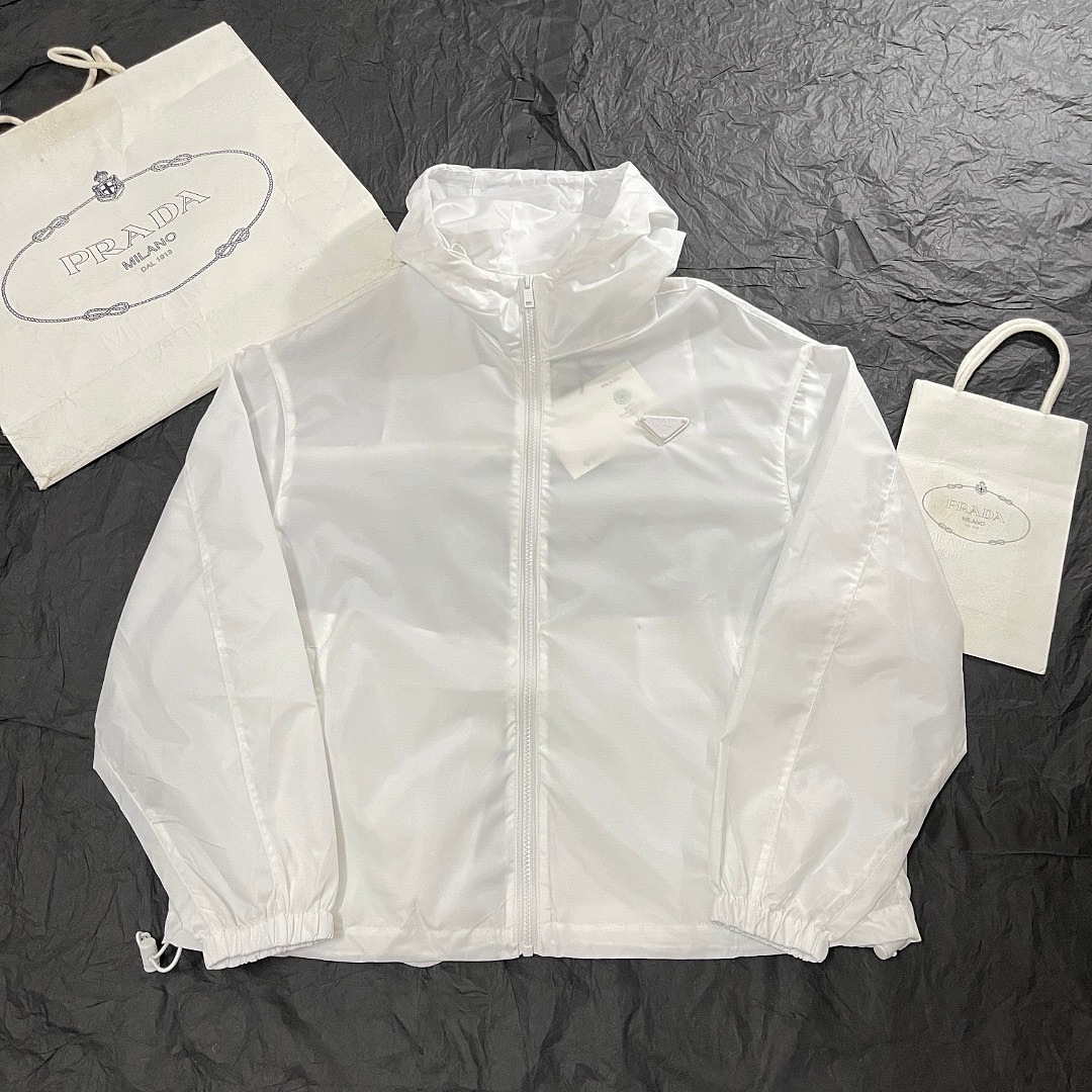 Prada 6888-60L - Image 32