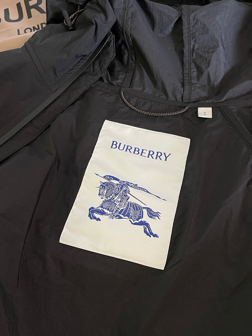 Burberry 6D410-61L - Image 12