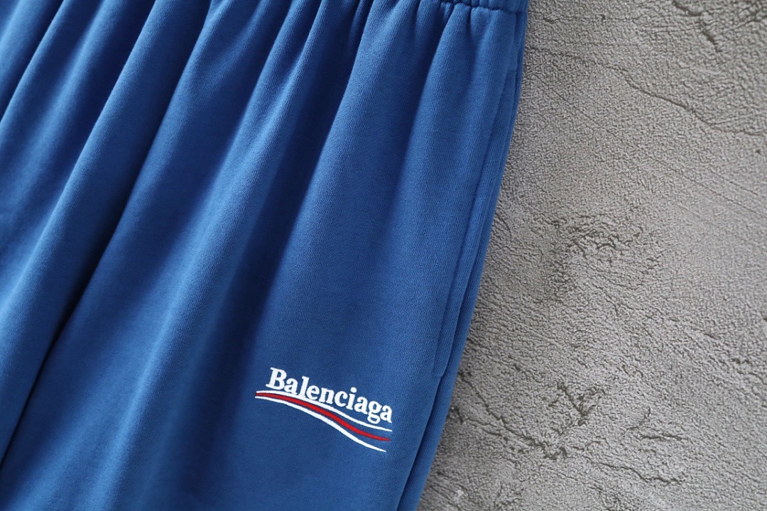 Balenciaga 534101−25L - Image 40