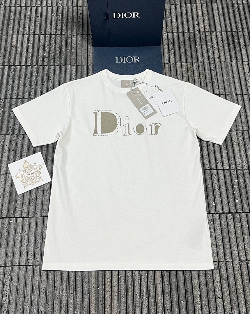 Dior 52063−51L