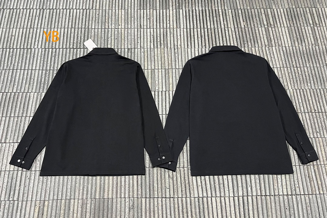 Gucci 529120−51L - Image 4