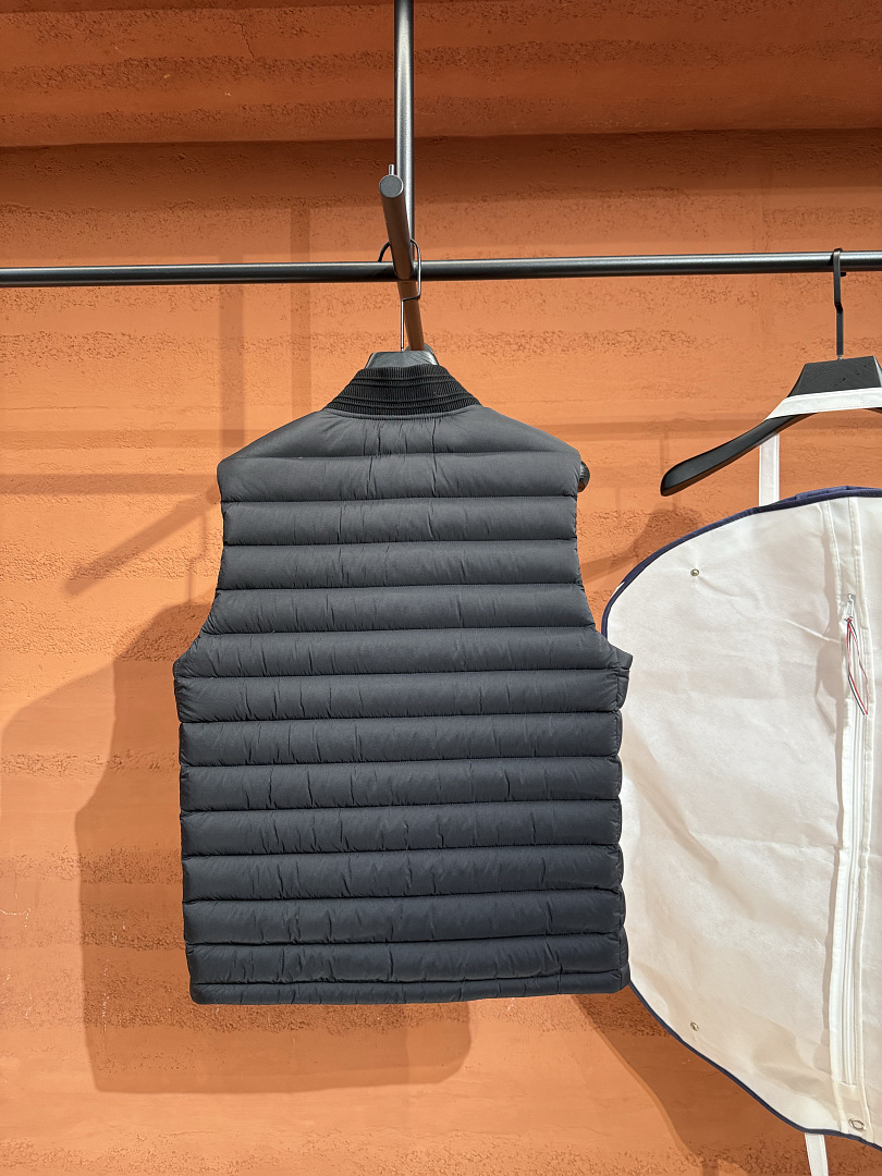 Burberry 3517-86L - Image 13