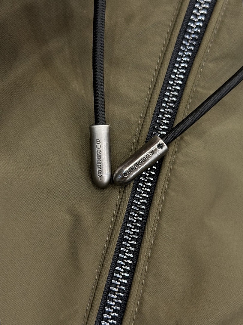 Burberry 5128−8L - Image 16