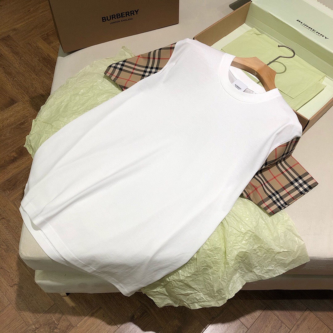 Burberry Yuan - Image 26