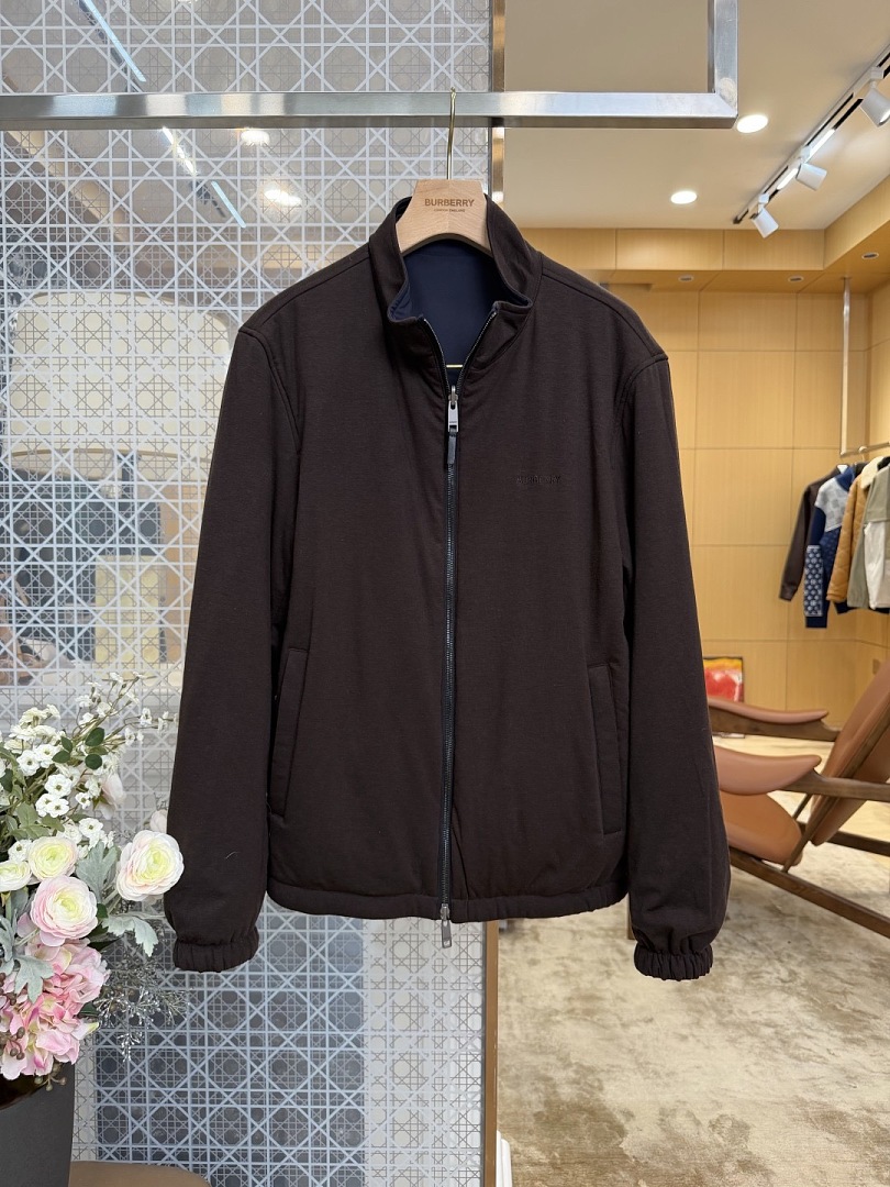 Burberry 567−8L - Image 3