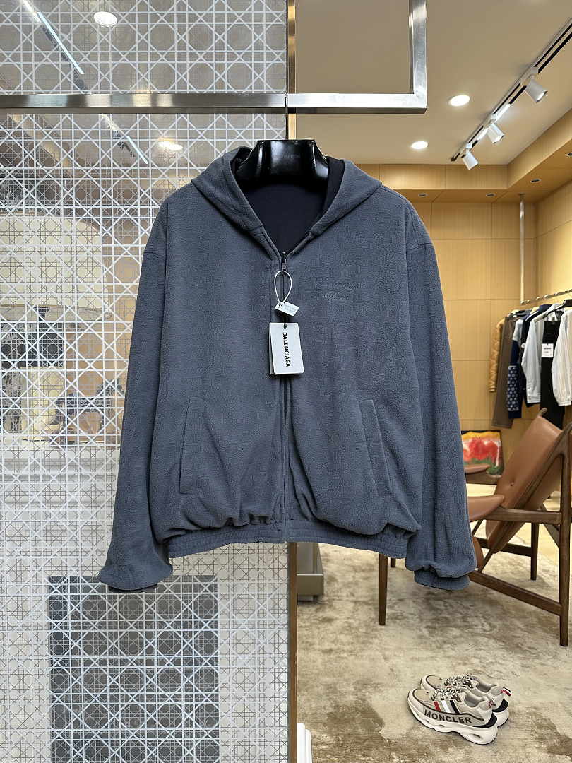 Balenciaga 52112−51L - Image 19