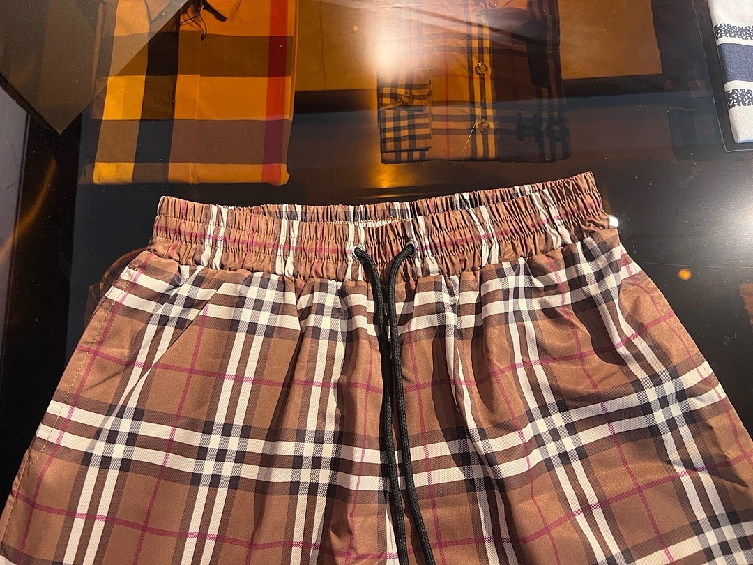 Burberry L68B039-65L - Image 9