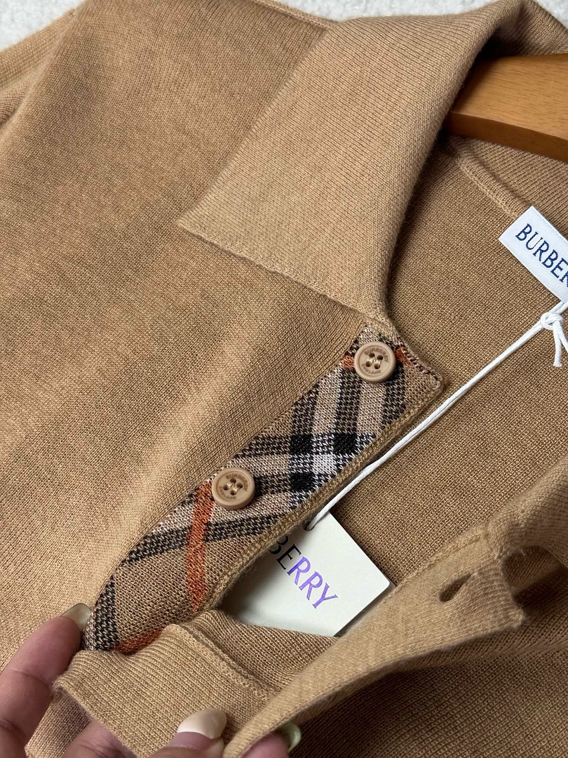 Burberry 5194−18L - Image 29