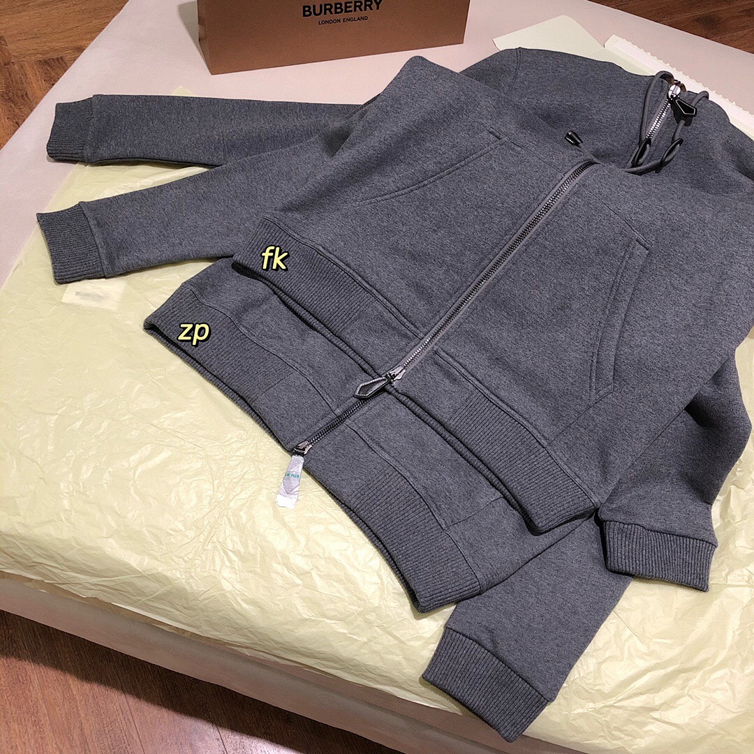 Burberry Yuan — - Image 12
