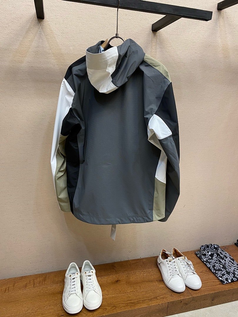 Arc'teryx — - Image 8