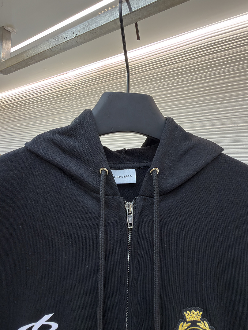 Balenciaga 5134−8L - Image 7