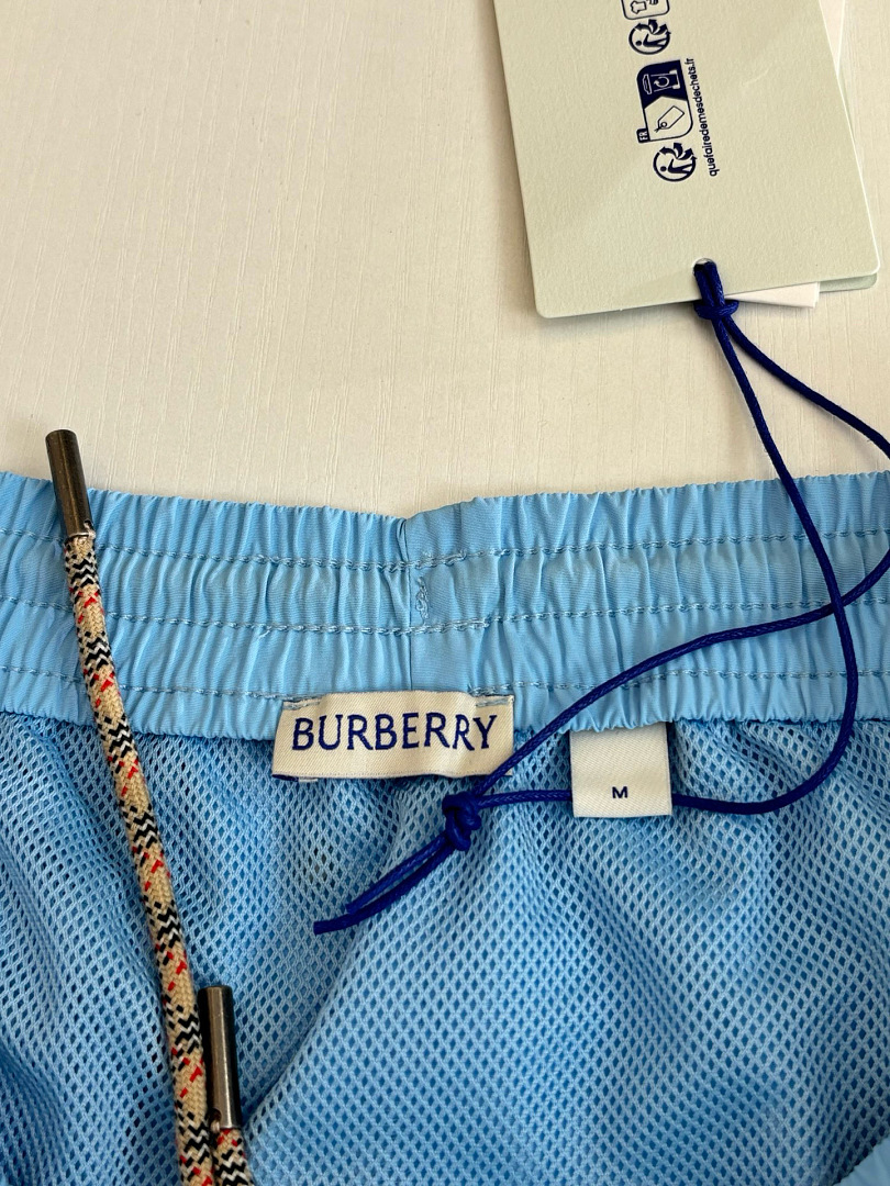 Burberry 31912-31L - Image 23