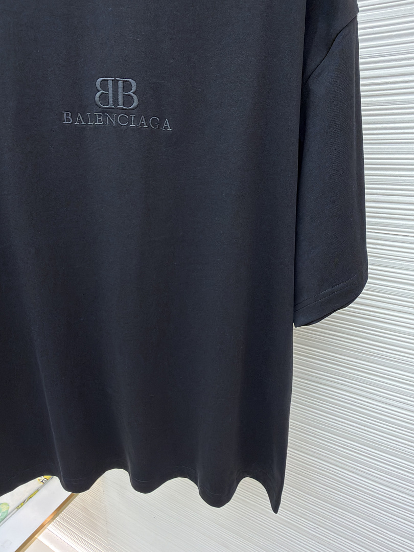 Balenciaga 52100−51L - Image 16