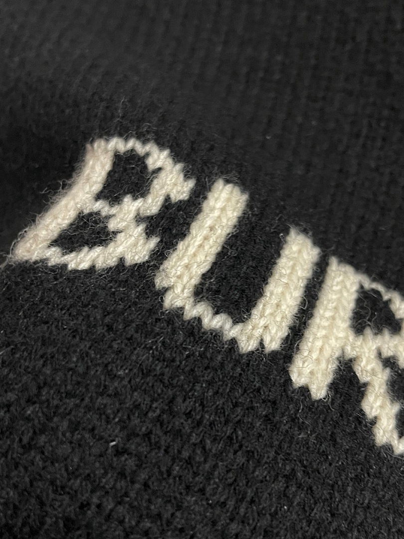 Burberry L68D012-61L - Image 12