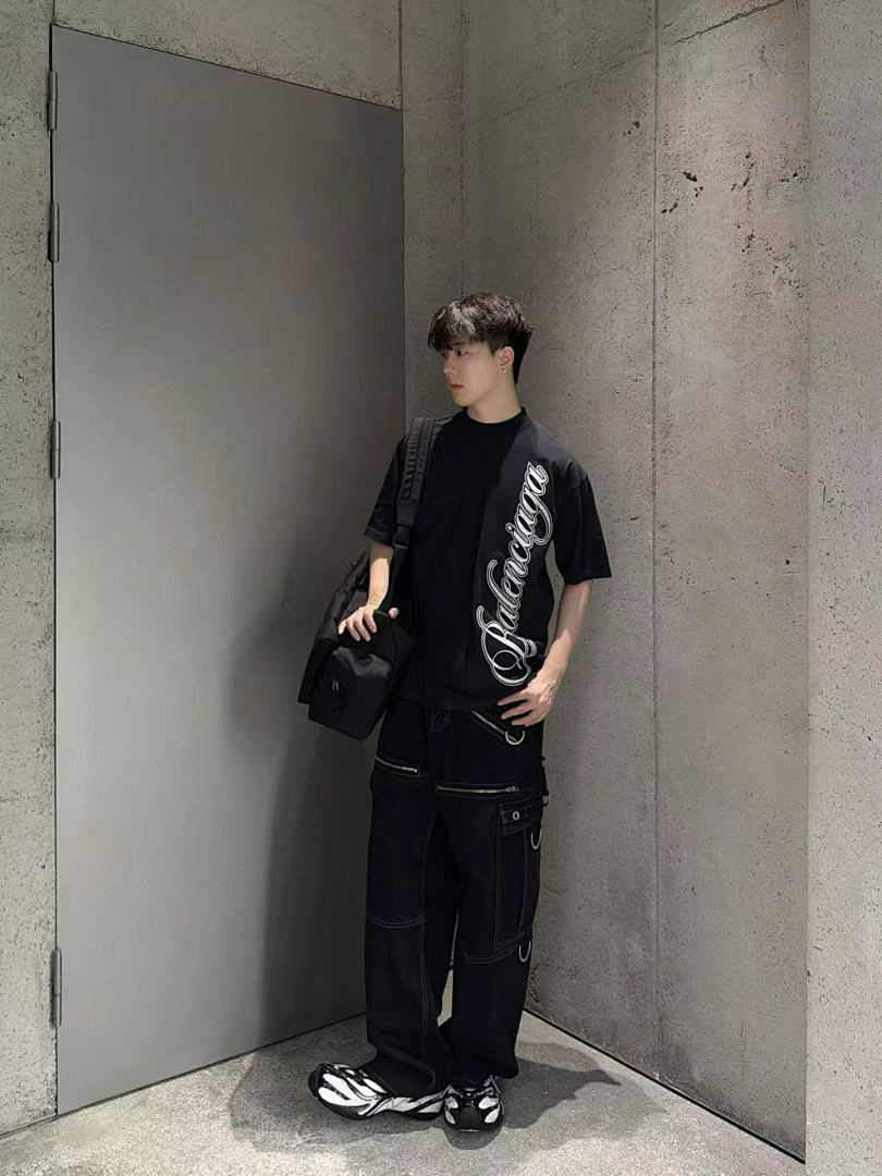 Balenciaga 52034−51L - Image 6